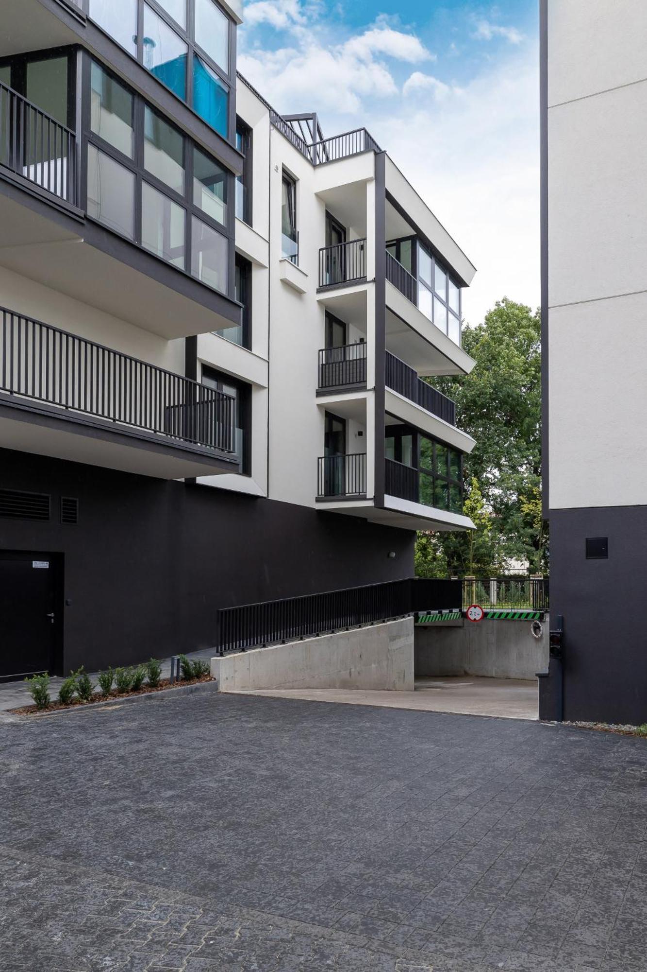 Apartment Lux Kosciuszki 39 With Parking By Renters Prestige