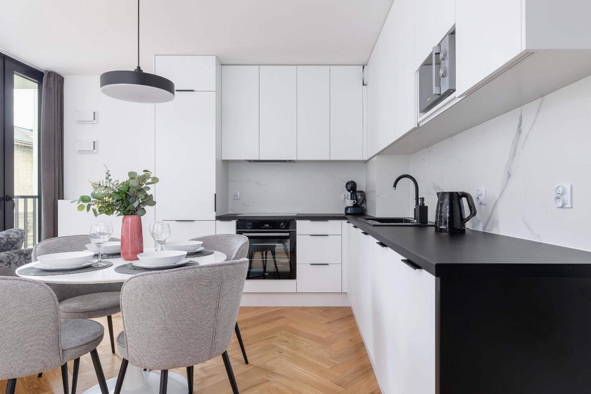 Apartment Lux Kosciuszki 39 With Parking By Renters Prestige *