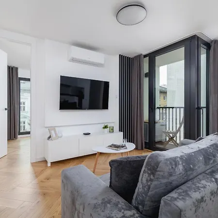 Lux Apartments Kosciuszki 39 With Parking By Renters Prestige Krakow Exterior photo