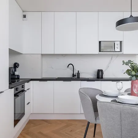 Lux Apartments Kosciuszki 39 With Parking By Renters Prestige Krakow Exterior photo